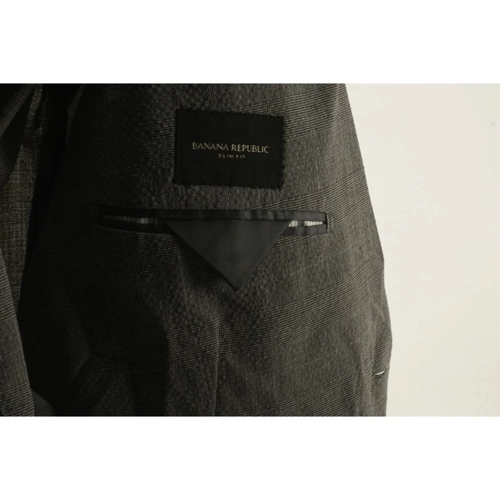 Banana Republic Smart-Weight Performance‎ Wool Seersucker Men's 44R Gray Plaid